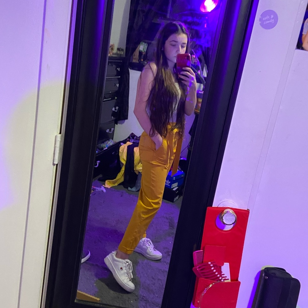 Yellow gold pants with tie